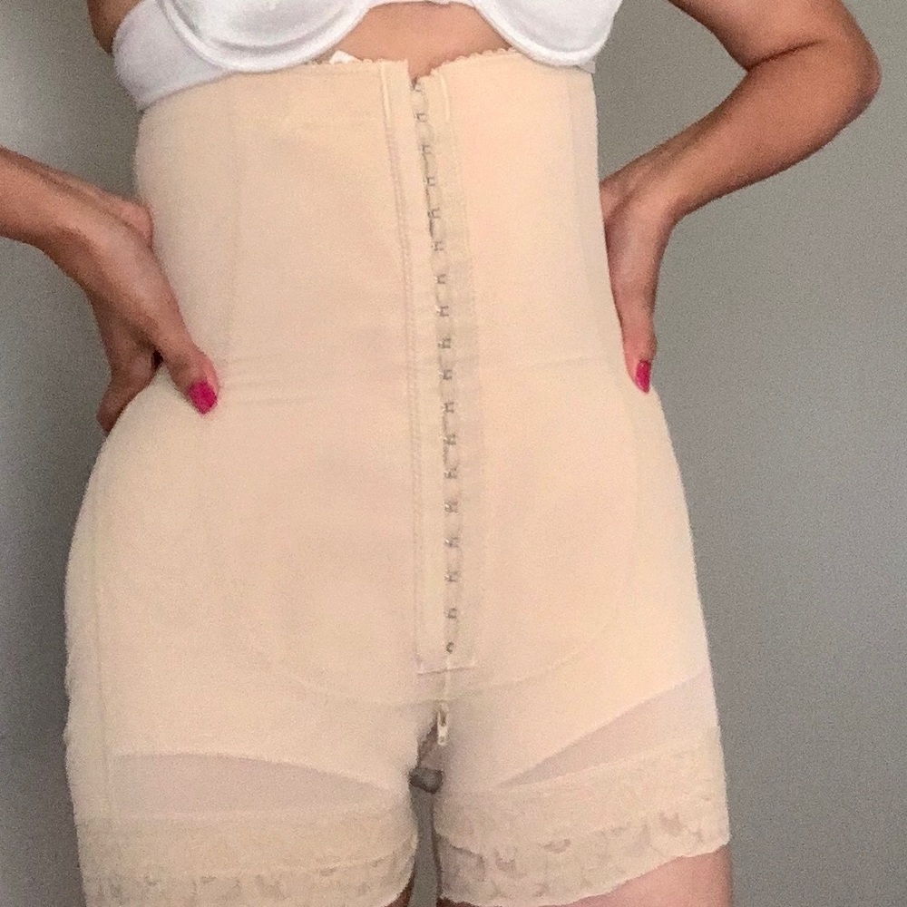 Bodyshaper - Picture 5 of 9